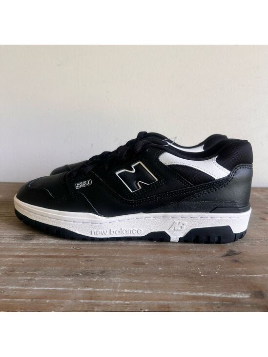 NEW BALANCE 550 Unisex Shoe Size 9 or 10.5 #B1969 main image 7